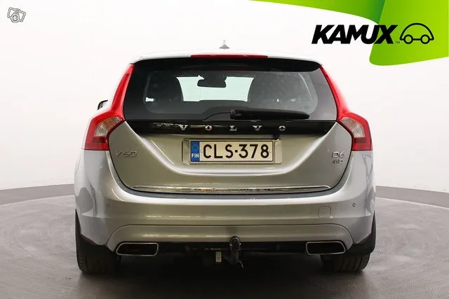 Volvo V60 D6 AWD Summum plug in hybrid aut / Navi / Digimittaristo / Vetokoukku / Nahkaverhoilu / Image 5