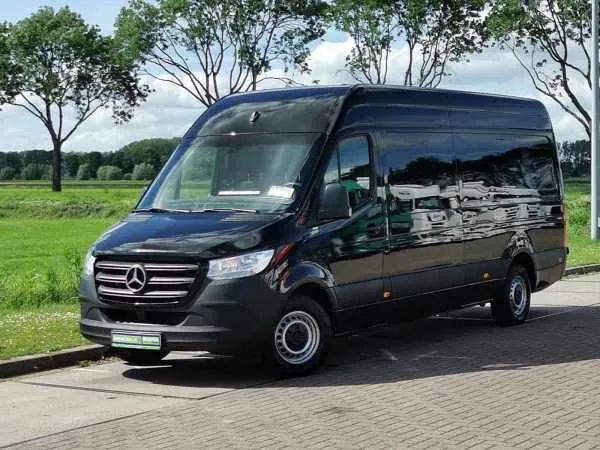 Mercedes-Benz Sprinter 319 L3H2 Maxi 3.0L 6-CIL Image 2